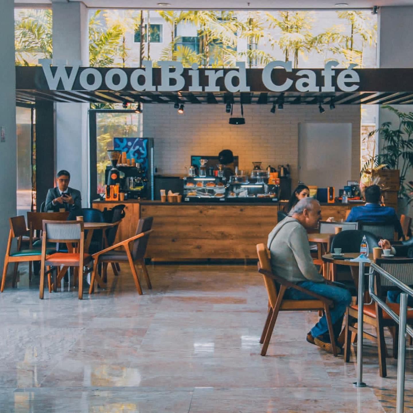 f9cde574-c5a2-484b-a1d5-1e41b3afaccc